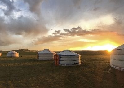 coucher de soleil steppe mongole