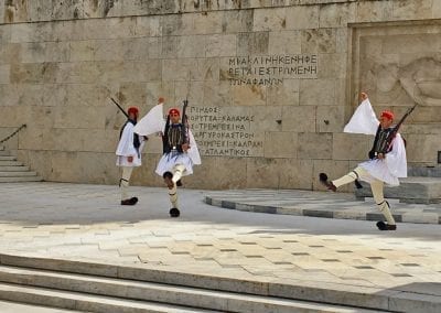 athenes place syntagma evzo