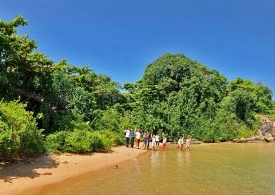 sri lanka bentota river