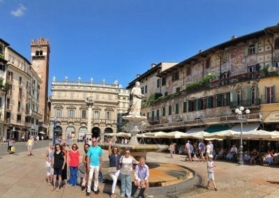 piazza erbe verona italia